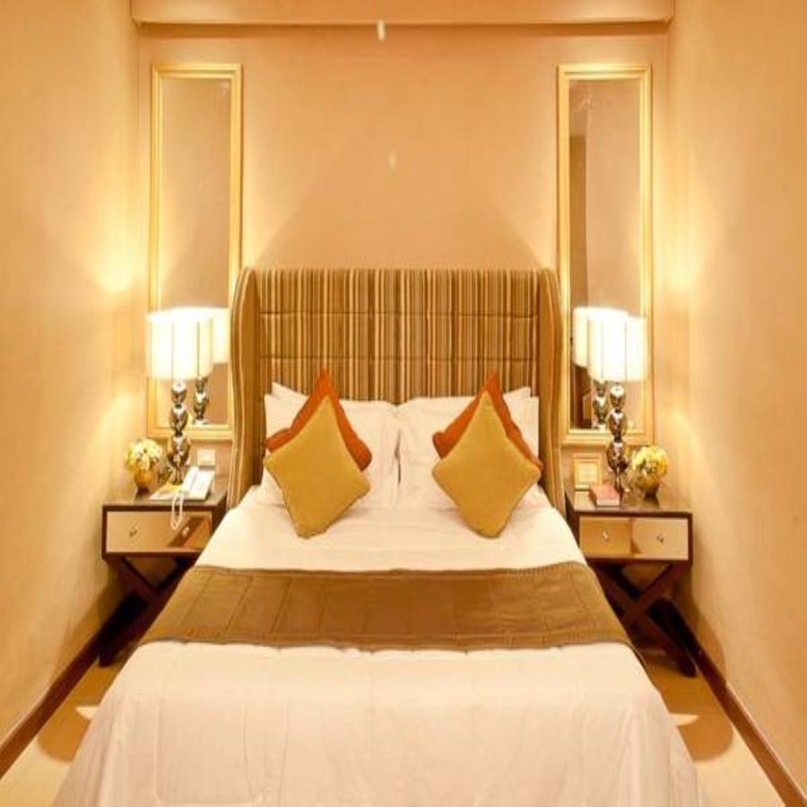 Royal Garden Hotel Ozamiz Buitenkant foto