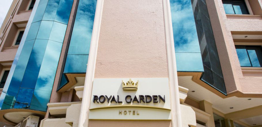 Royal Garden Hotel Ozamiz Buitenkant foto