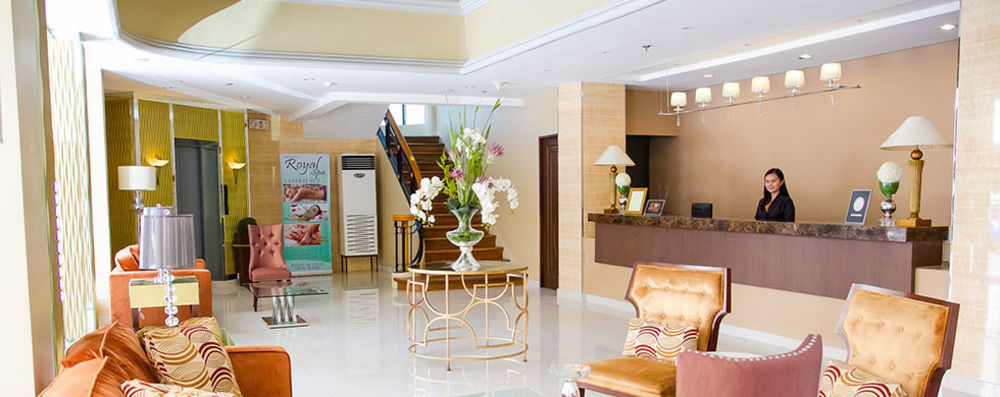 Royal Garden Hotel Ozamiz Buitenkant foto