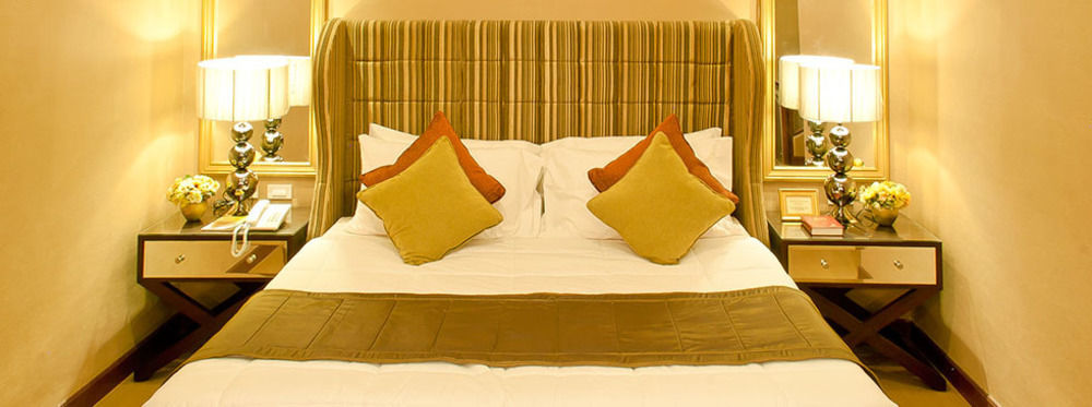 Royal Garden Hotel Ozamiz Buitenkant foto