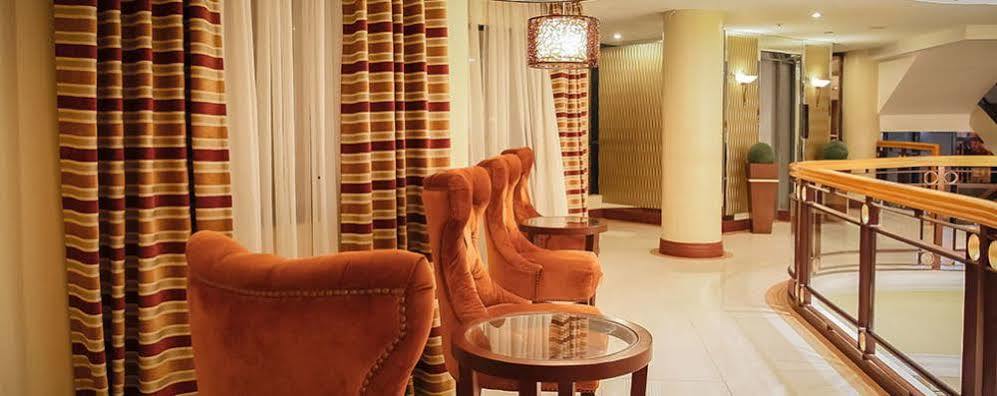 Royal Garden Hotel Ozamiz Buitenkant foto